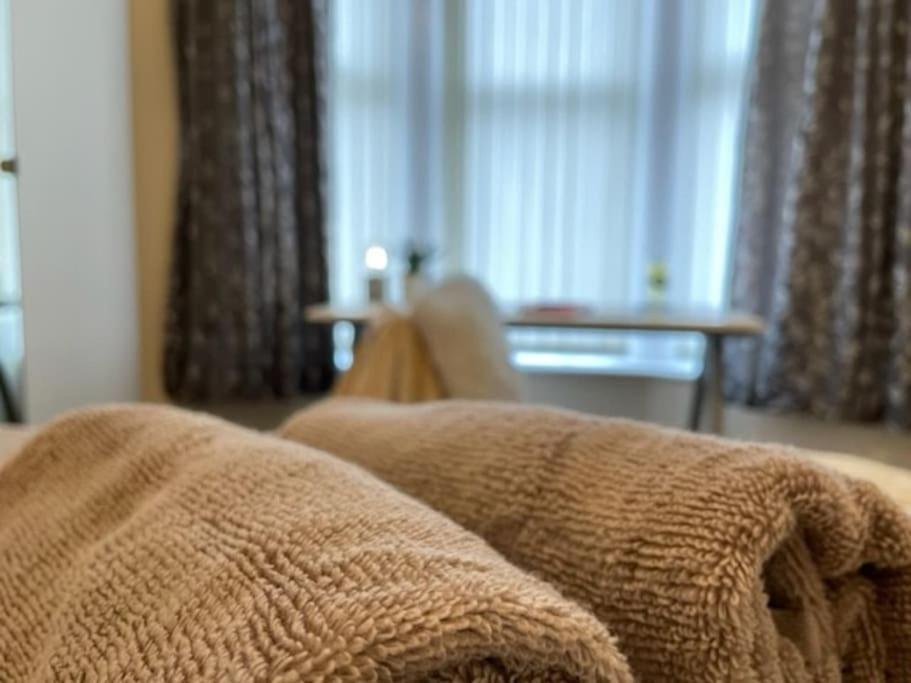 5 Bedroom, Sleeps 9 - Base To Explore Liverpool And Beyond Extérieur photo